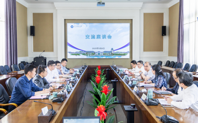 舟山海关关长杨中杰一行来浙江海洋大学调研交流
