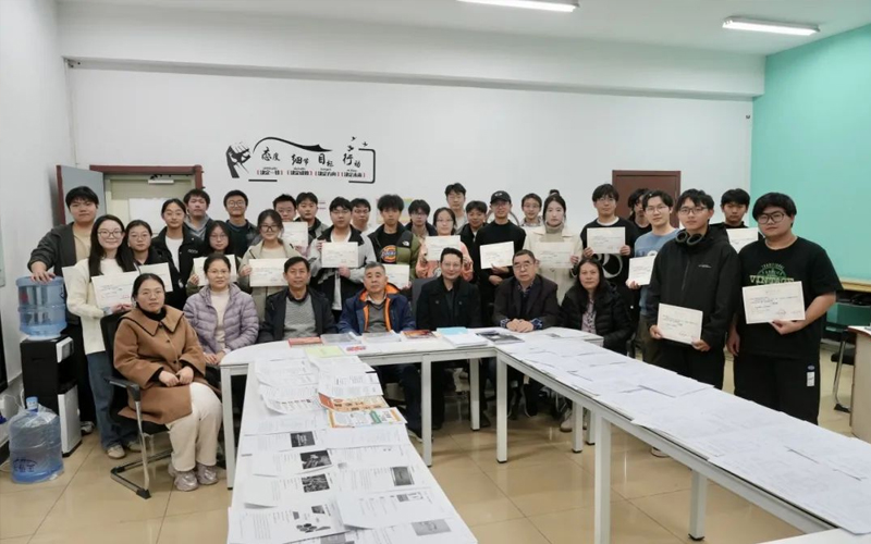 北京邮电大学世纪学院成功举办第九届院级“互联网＋”大学生创新创业大赛优秀作品展示会